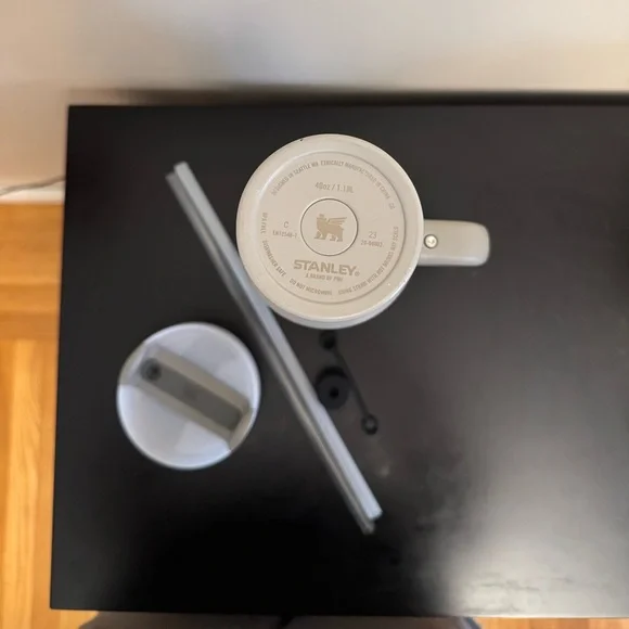 Stanley Quencher Tumbler H2.0 - 40oz - Picture 3 of 6